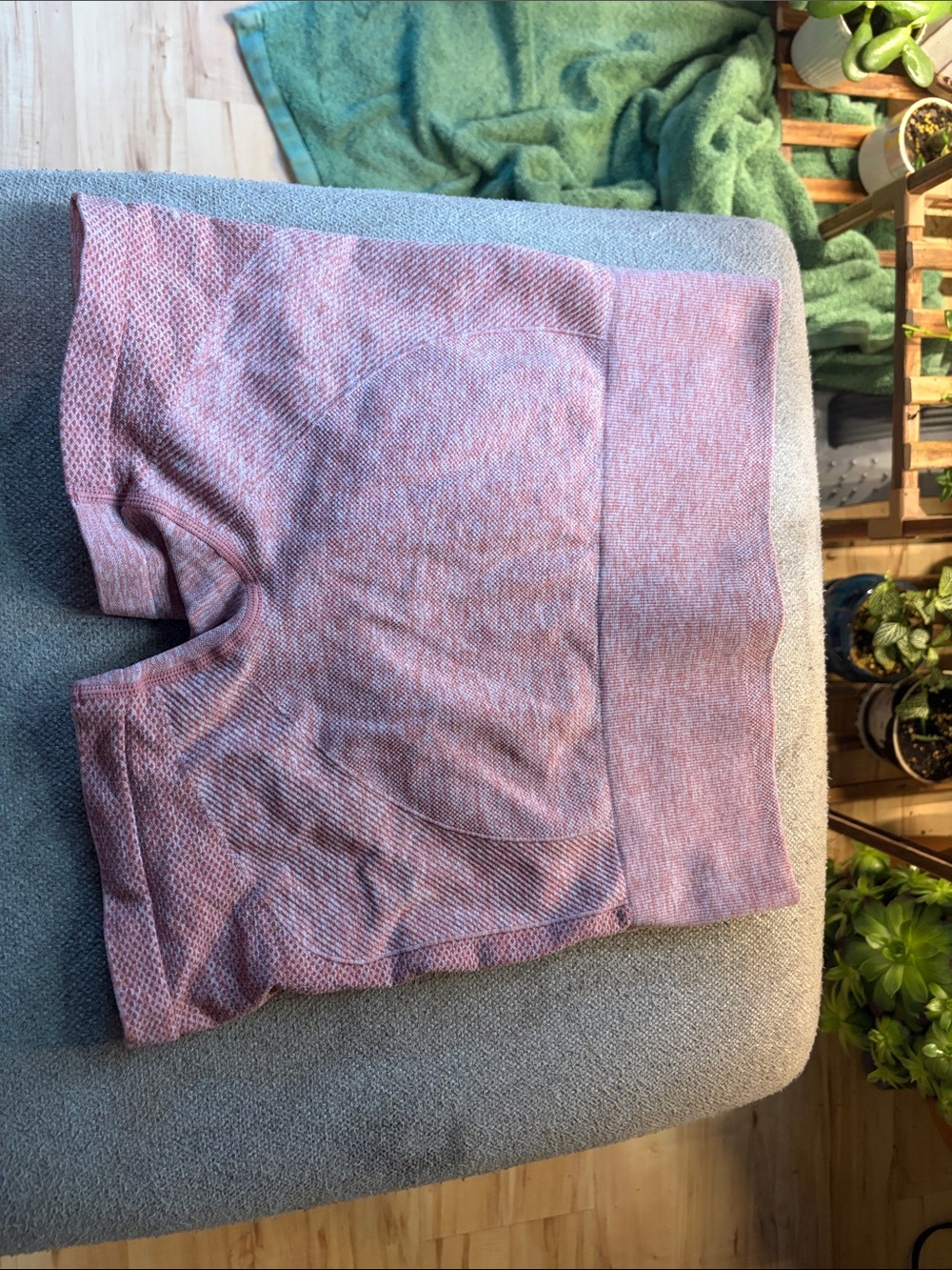 Seamless Heathered Pink Athletic Shorts for Women
